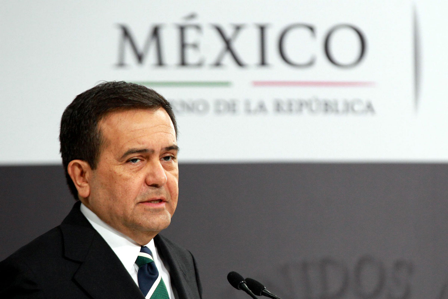 Cluster Industrial - México reconoce que la renegociación del tlc está frenando la inversión