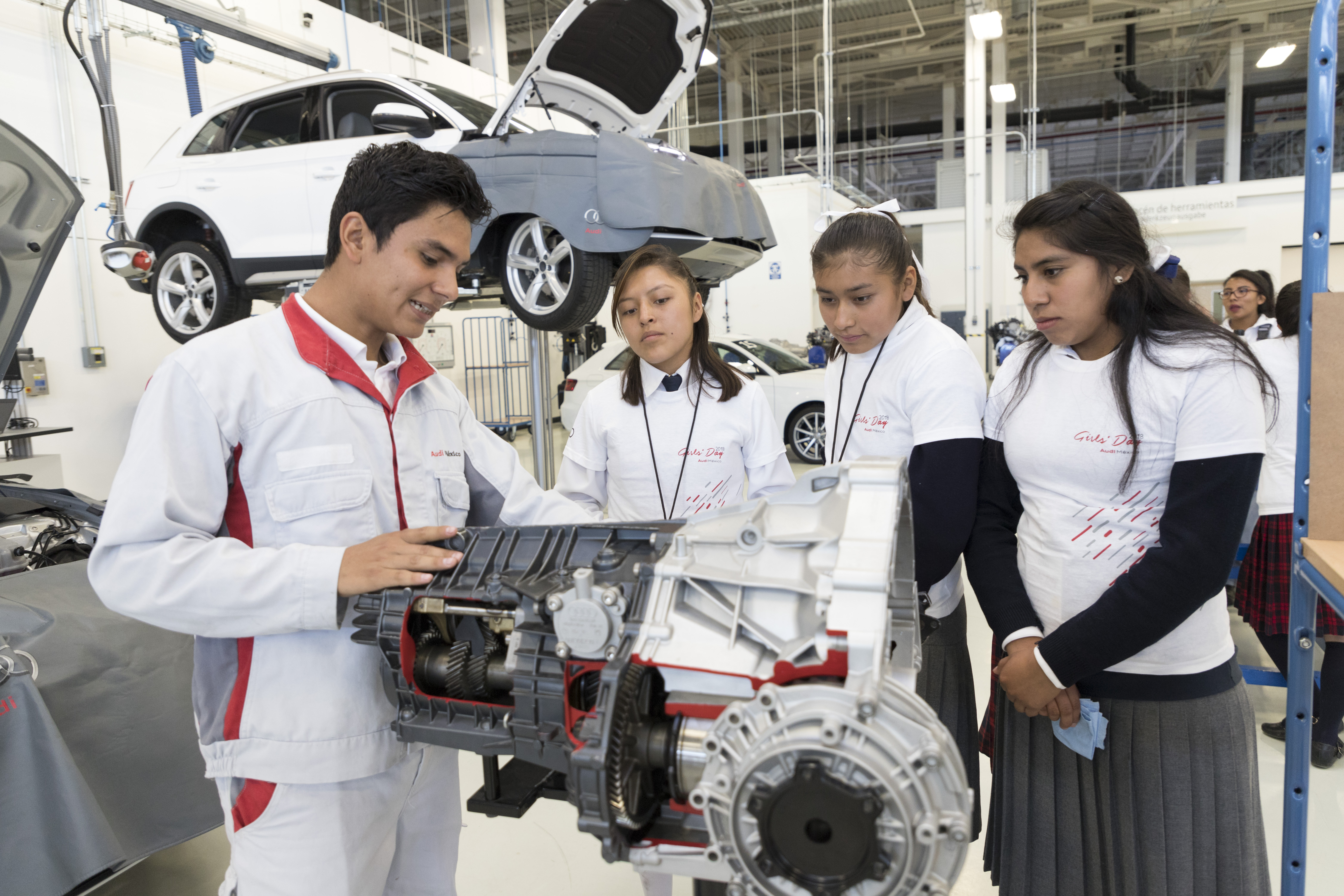 Cluster Industrial - Audi girl´s day en México inspira a jóvenes mexicanas