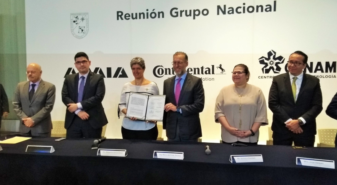 Cluster Industrial - Impulsarán desarrollo e innovación de la industria automotriz en México