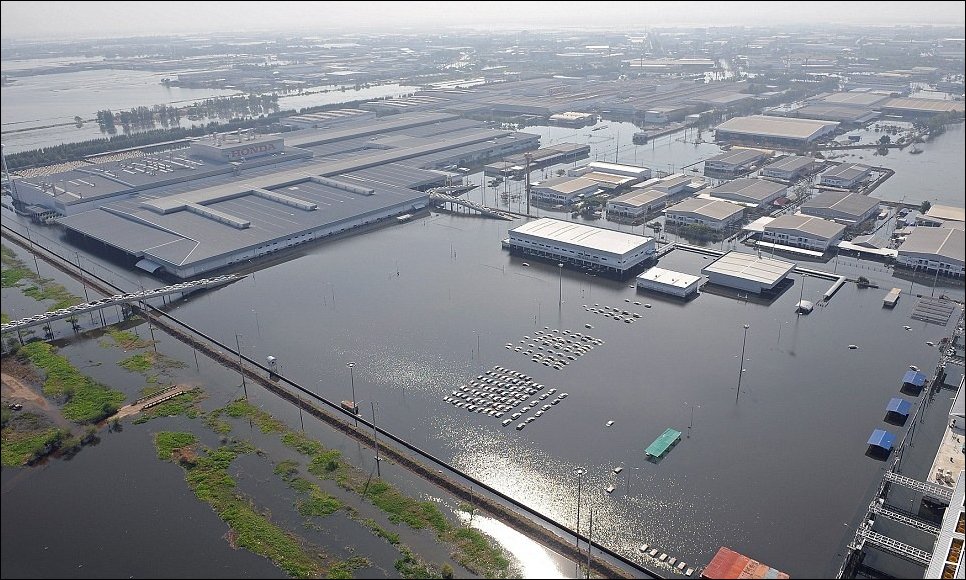 Cluster Industrial - Honda detendrá producción del fit y hr-v tras inundación en Celaya