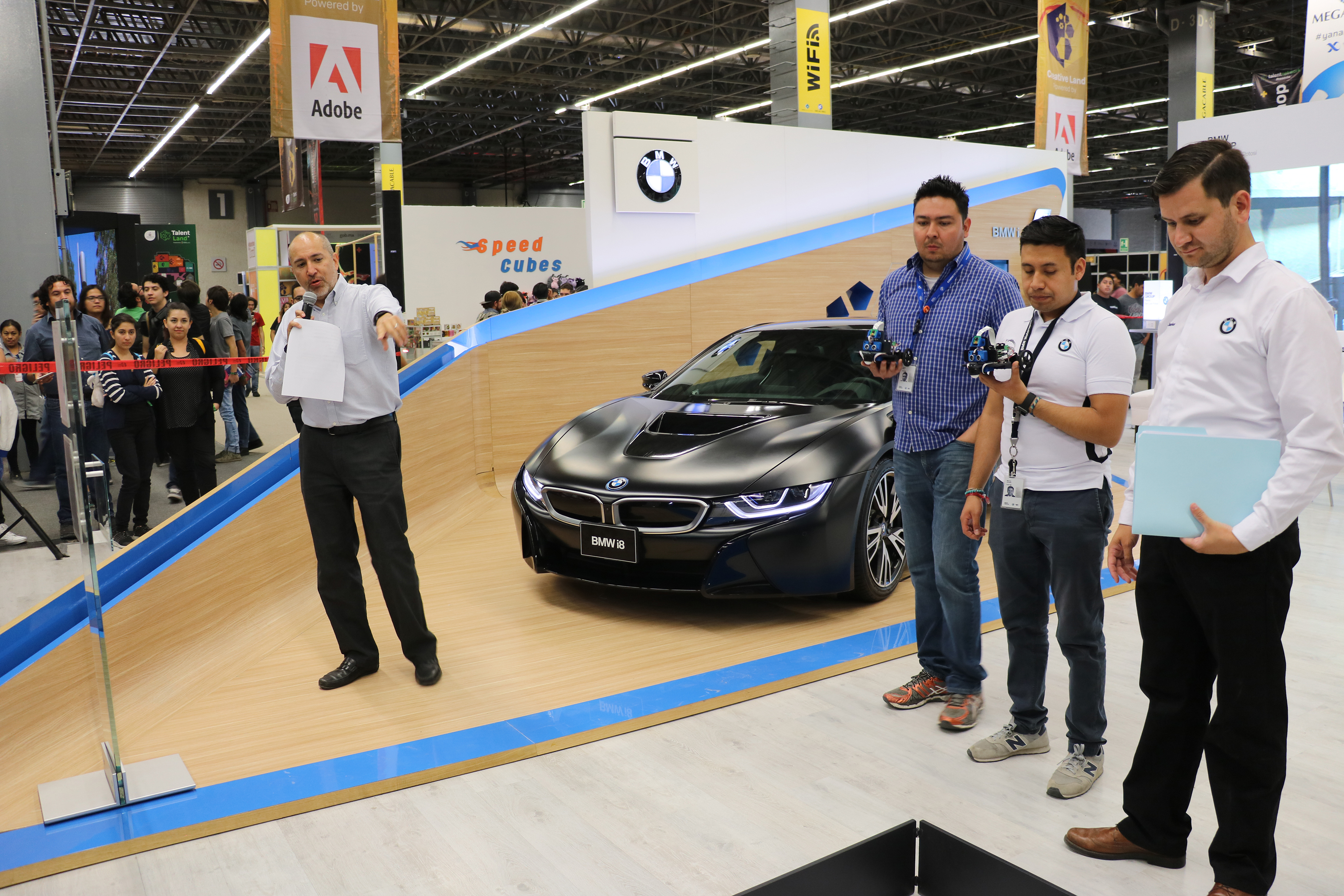 Cluster Industrial - BMW premia a jóvenes mexicanos en talent land 