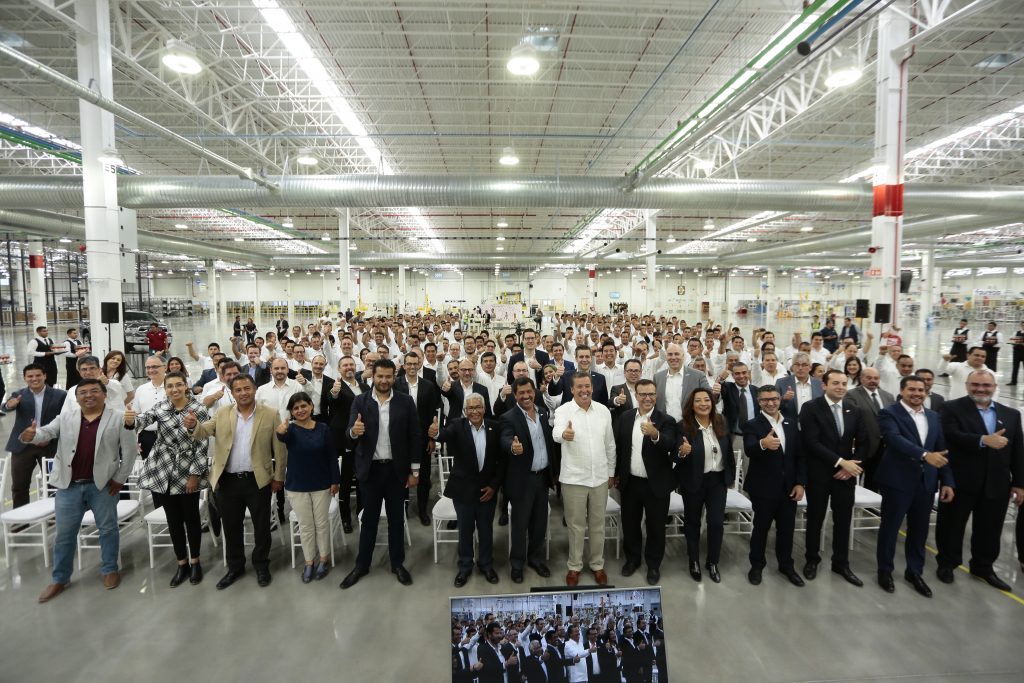 Cluster Industrial - Faurecia abre nueva planta en Guanajuato 