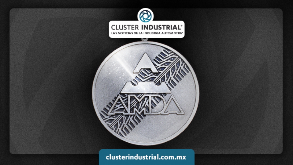 Cluster Industrial - AMDA homenajea a empresarios de la industria automotriz