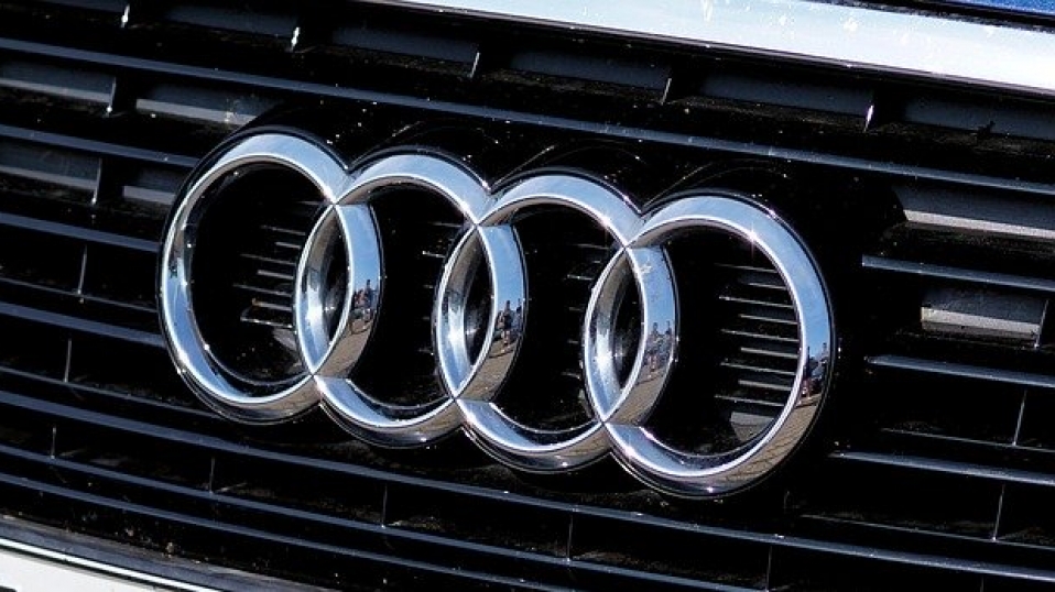 Cluster Industrial - Audi cede vehículos para transporte de personal médico