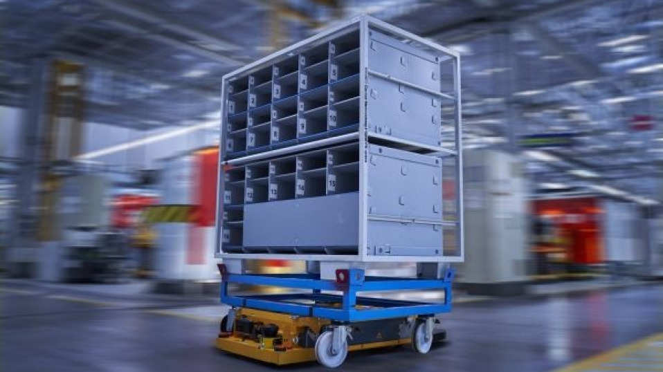 Cluster Industrial - BMW Group trabaja en aumentar rapidez e inteligencia de robots de logística