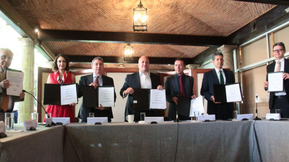 Cluster Industrial - Bosch firma convenio de Educación Dual con Jalisco