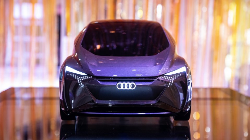 Cluster Industrial - CES 2020: AUDI presenta el AI:ME, un auto que piensa y te entiende