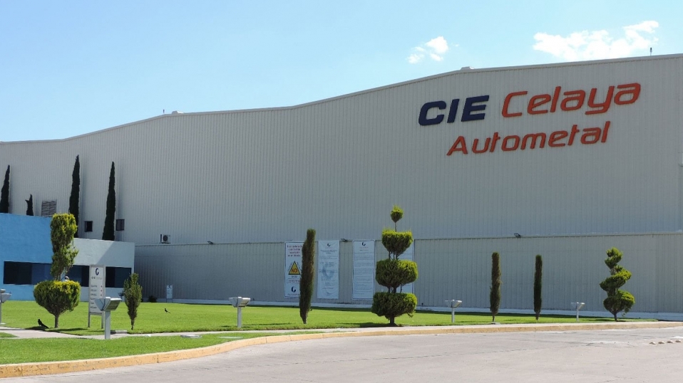 Cluster Industrial - España invierte mil MDP en industria automotriz mexicana