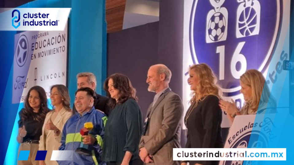 Cluster Industrial - Ford celebró a los maestros mexicanos en su día