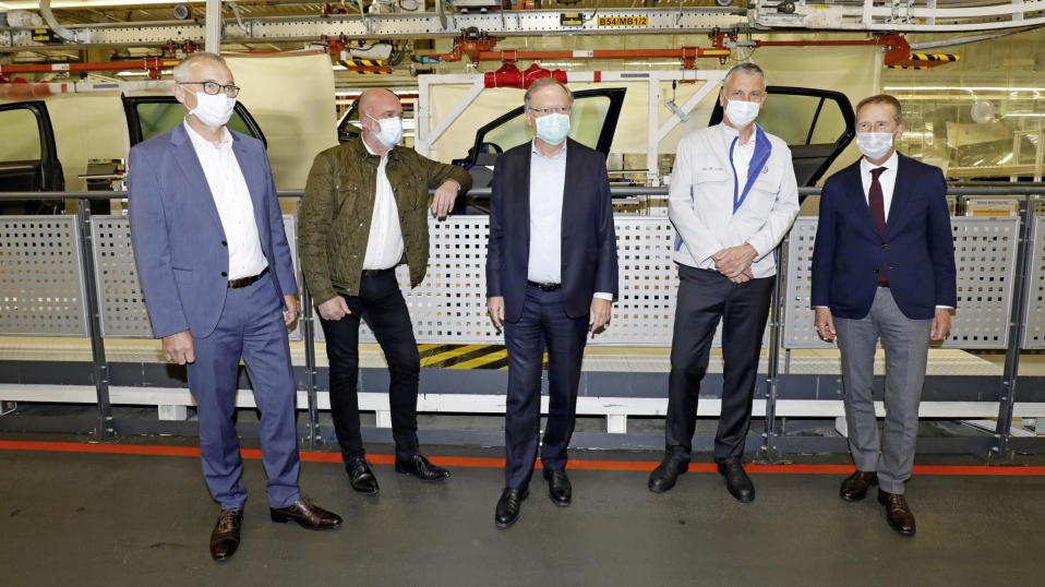 Cluster Industrial - Hoy reinició producción la planta de Volkswagen en Wolfsburg