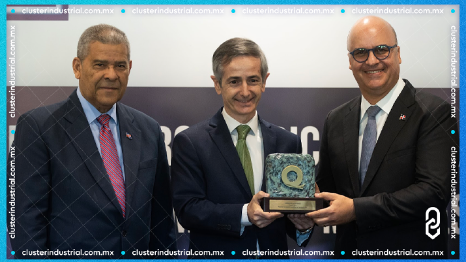 Cluster Industrial - Iberdrola México recibe el Premio Iberoamericano de la Calidad en la categoría Oro
