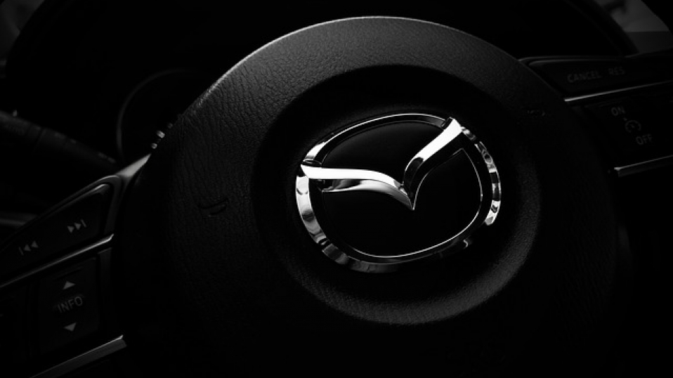 Cluster Industrial - Mazda ajustará su producción y elaborará protectores faciales