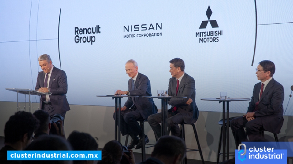 Cluster Industrial - Renault volverá a fabricar vehículos en México de la mano de Nissan