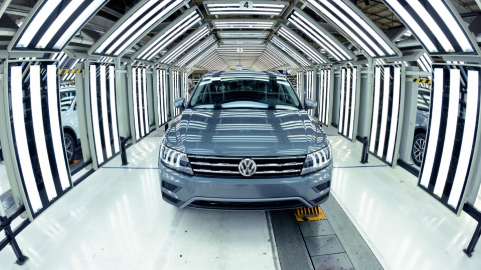 Cluster Industrial - Volkswagen extenderá paro de producción en México