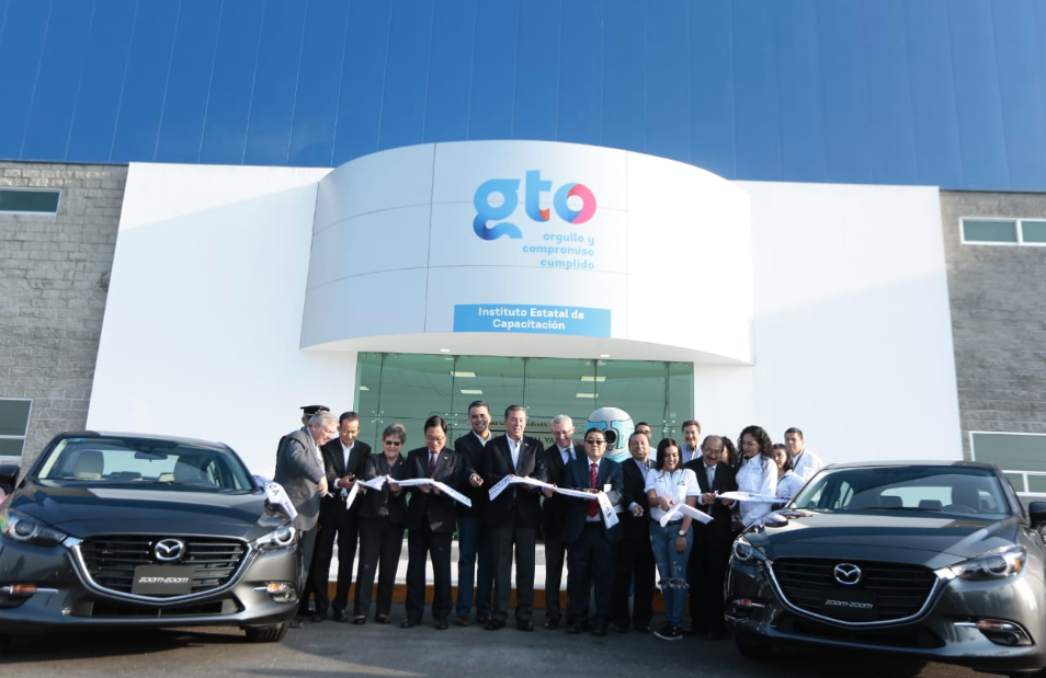 Cluster Industrial - Inauguran nuevo plantel del ieca en alta tecnología automotriz