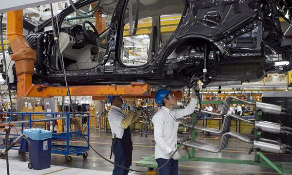 Cluster Industrial - China anuncia desregular su sector automotriz